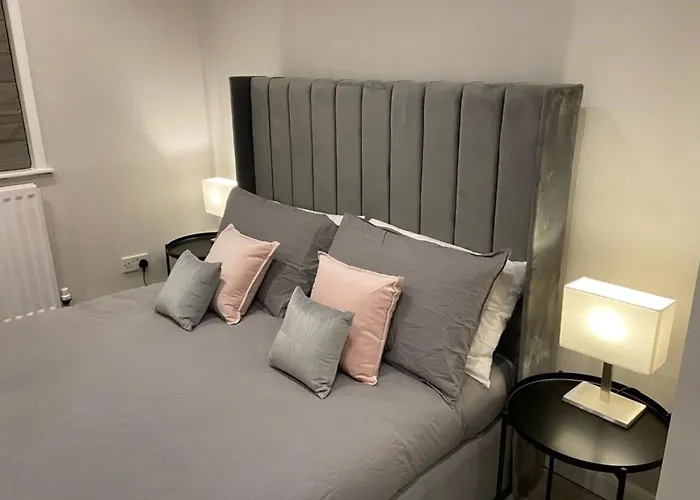 Molokai Snug Location North South Bay Courtyard Garden Parking Scarborough